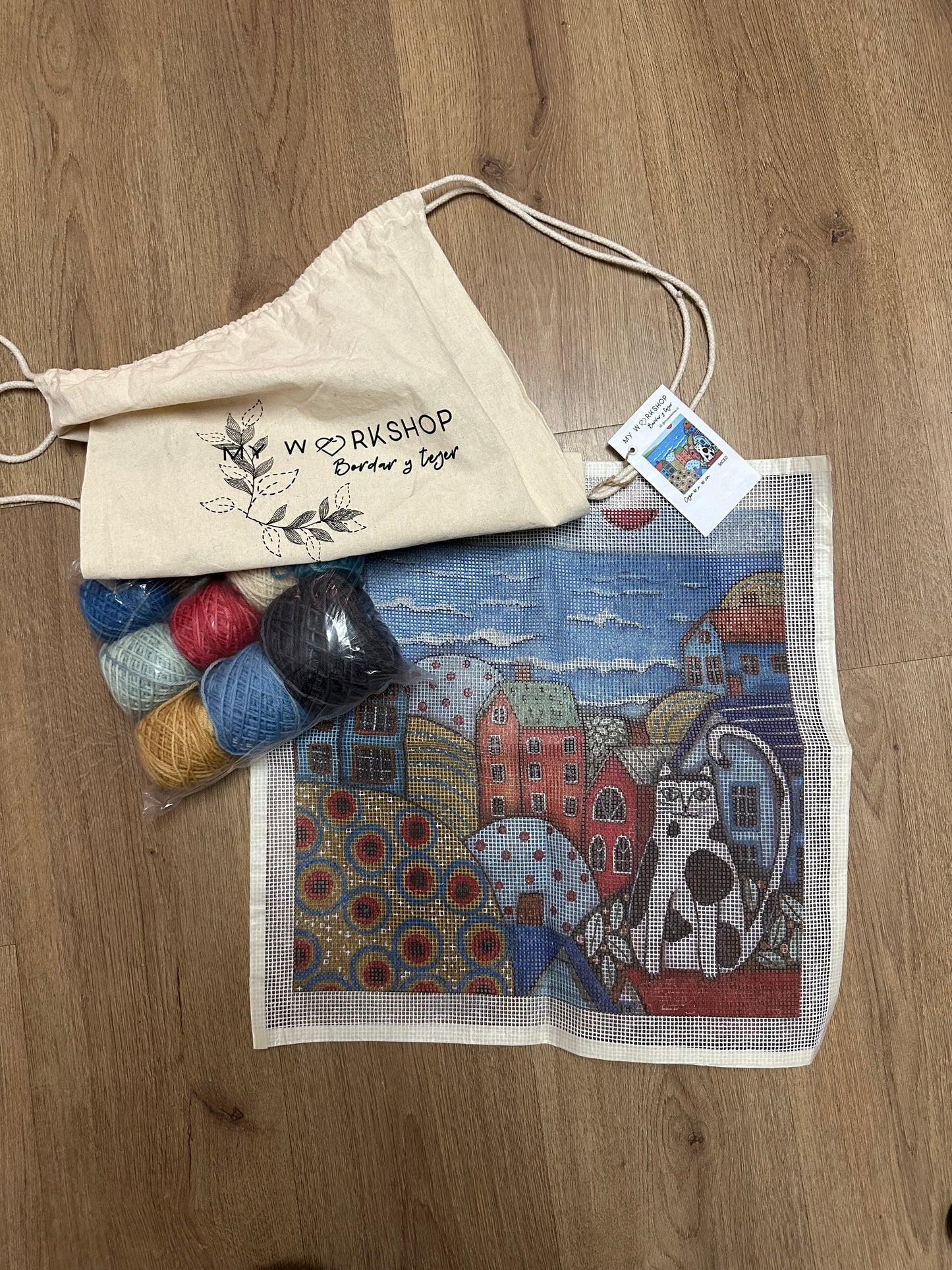 My Workshop Kit Cojin Punto Cruz Gato Callejero